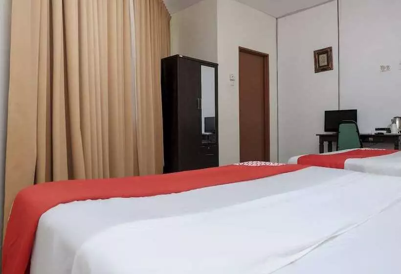 Hotelli Oyo 90180 Gemilang  Kerteh