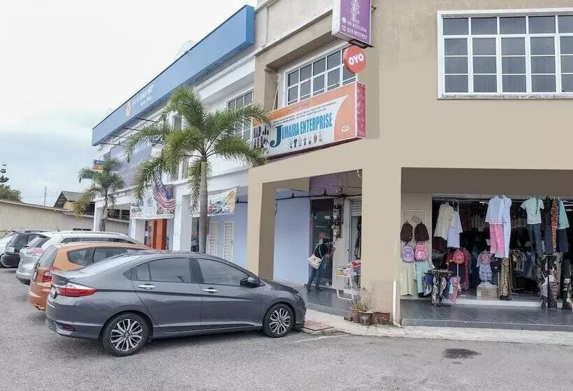 Hotelli Oyo 90180 Gemilang  Kerteh