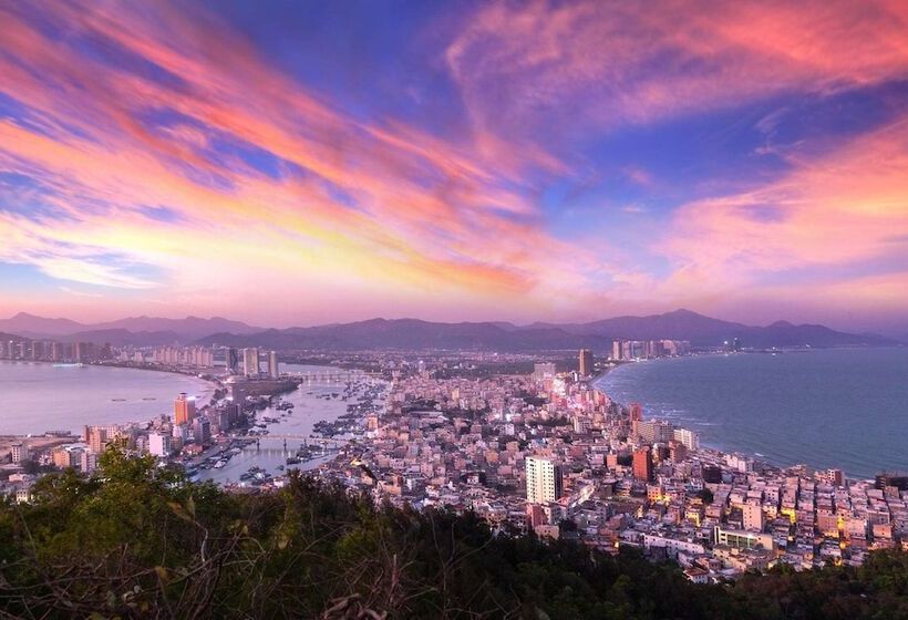 هتل Wyndham Grand Plaza Royale Shuangyue Bay