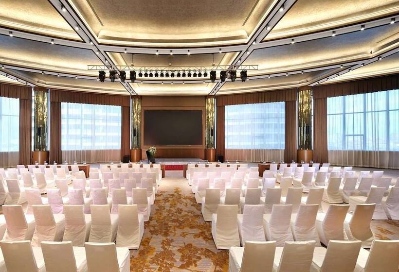 هتل Wyndham Grand Plaza Royale Shuangyue Bay