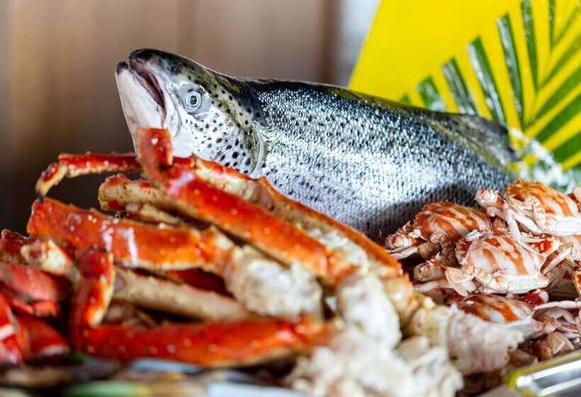 هتل Wyndham Grand Plaza Royale Shuangyue Bay