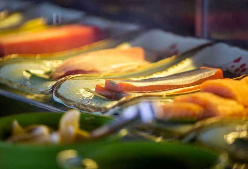 هتل Wyndham Grand Plaza Royale Shuangyue Bay