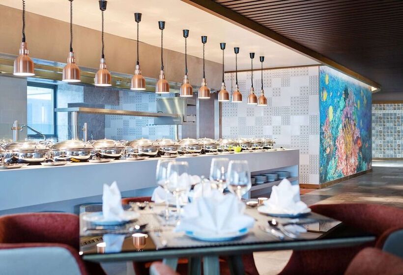 هتل Wyndham Grand Plaza Royale Shuangyue Bay