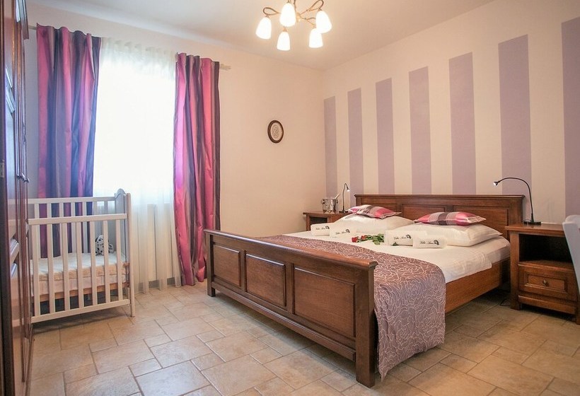 Luxury Villa With Private Pool And Panoramic View, Near Sveti Lovrec