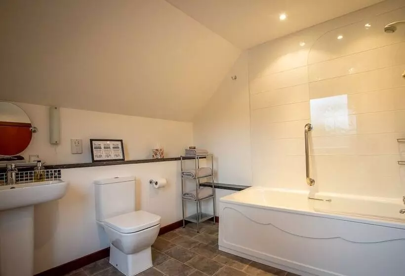 צימר Crubenbeg Country House