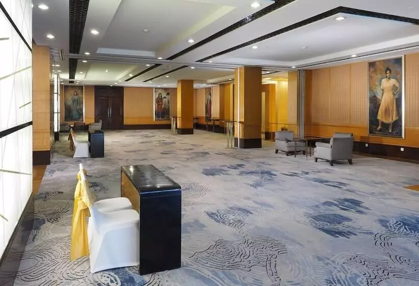 Szálloda Aryaduta Medan