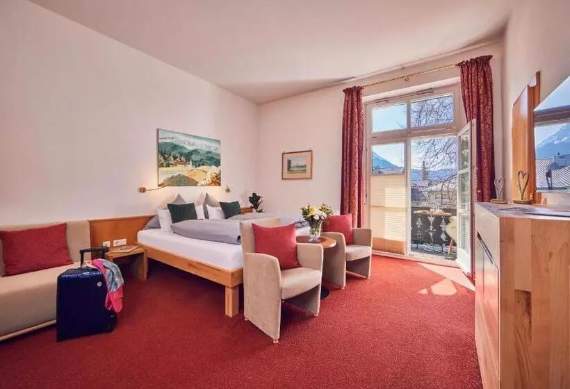 Отель Aschenbrenner