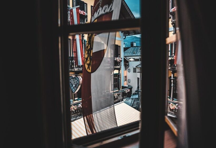 בית מלון כפרי Cella Central Historic Boutique