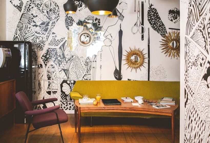 هتل Hôtel Crayon