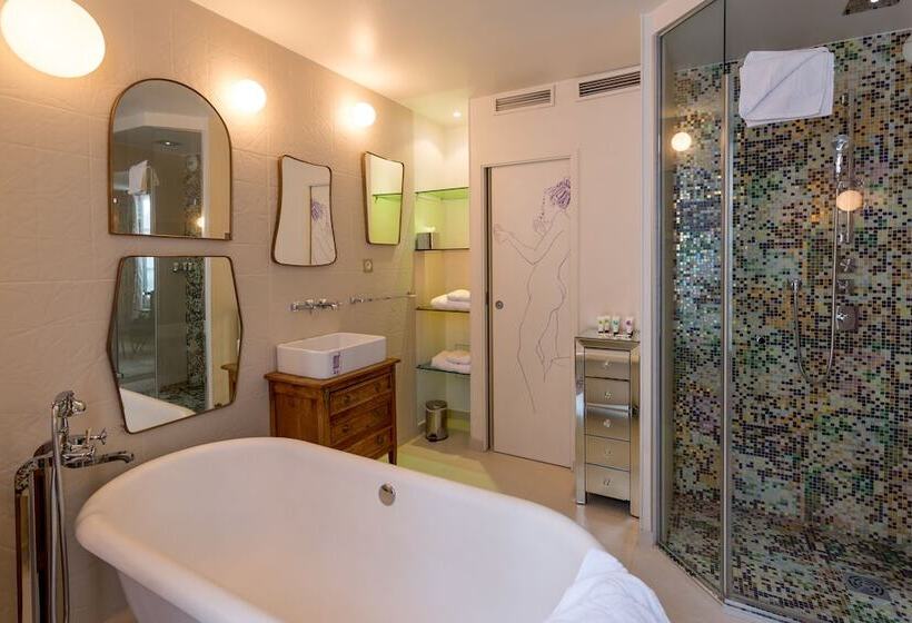 هتل Hôtel Crayon