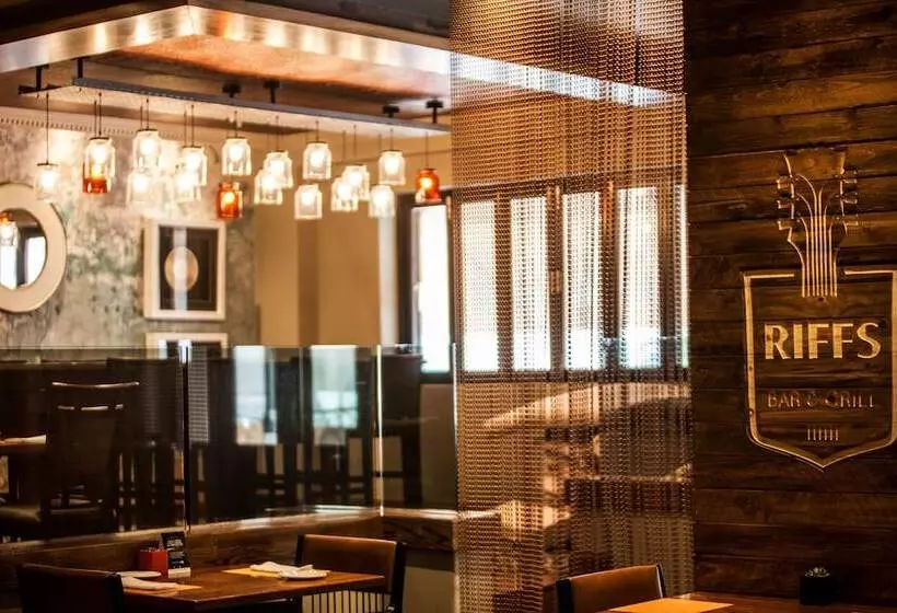 هتل Garden Court Sandton City