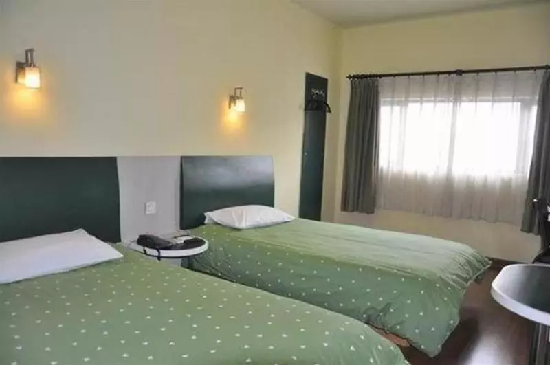 هتل Home Inn Lu Xun Park