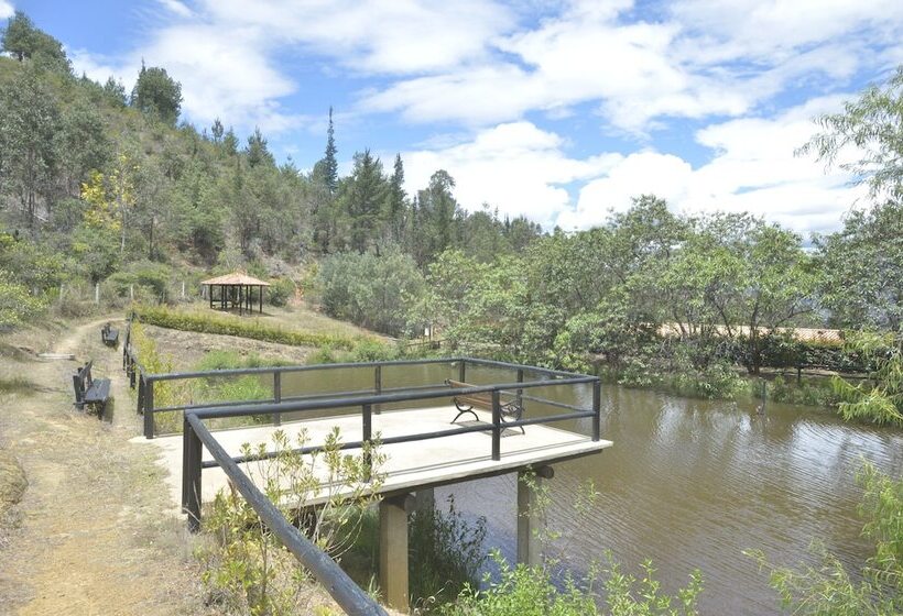 هتل Hospederia Centro De Convenciones Duruelo