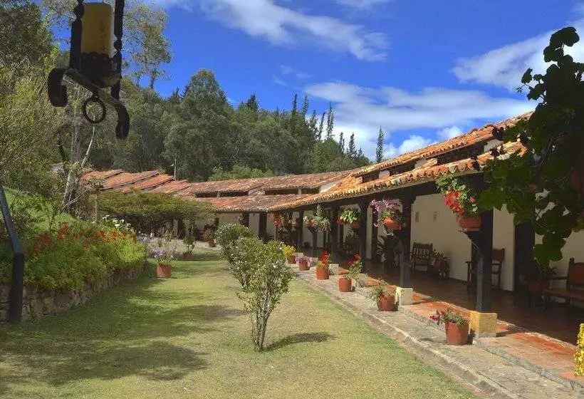 Szálloda Hospederia Centro De Convenciones Duruelo