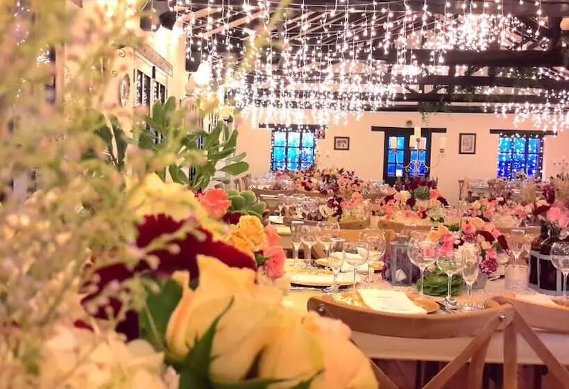 Szálloda Hospederia Centro De Convenciones Duruelo