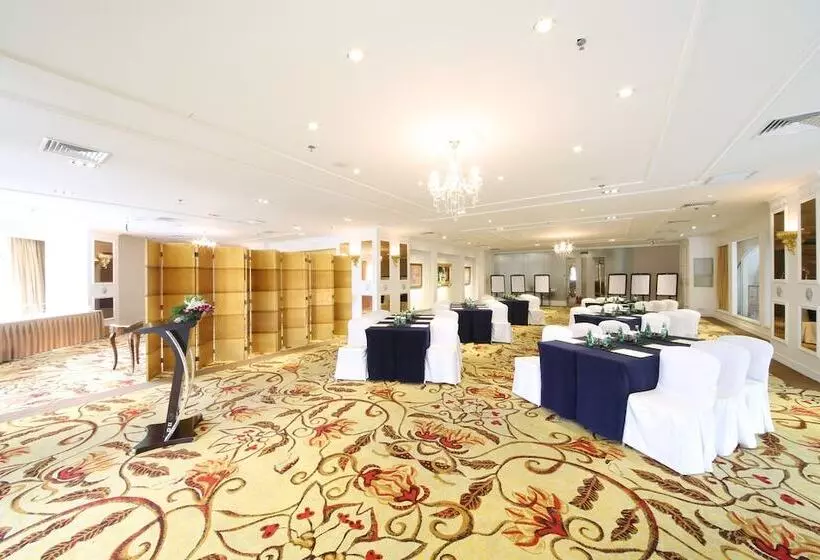 Legendale Hotel Beijing