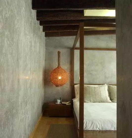 هتل Boutique Suites