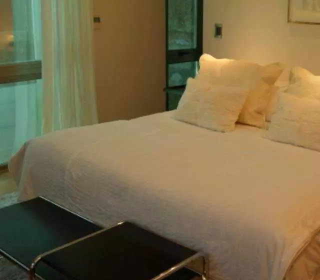 هتل Boutique Suites