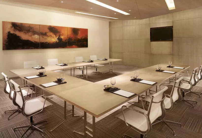 Отель Park Plaza Beijing West