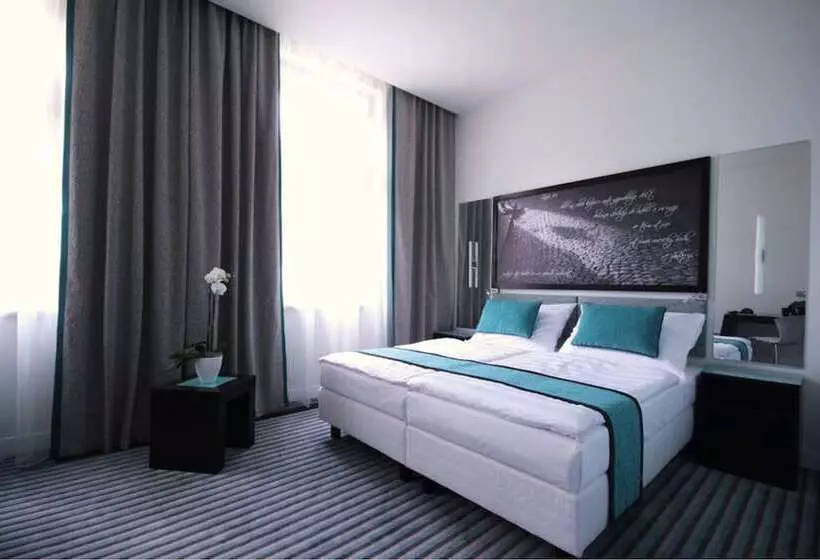 Red & Blue Design Hotel Prague