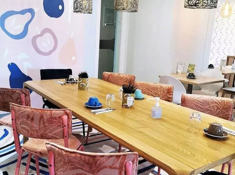 בית מלון כפרי Residhome Carrieres La Defense