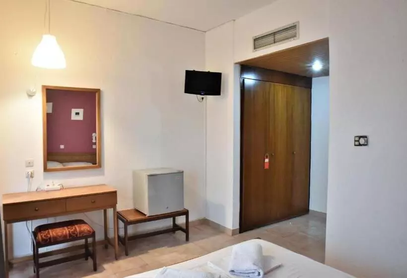 Telhinis Hotel & Apartments