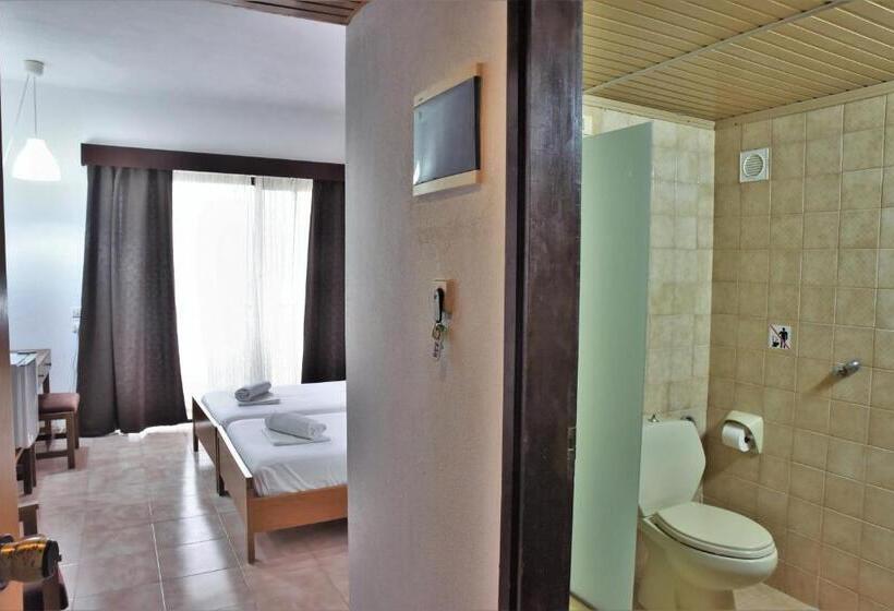 Telhinis Hotel & Apartments