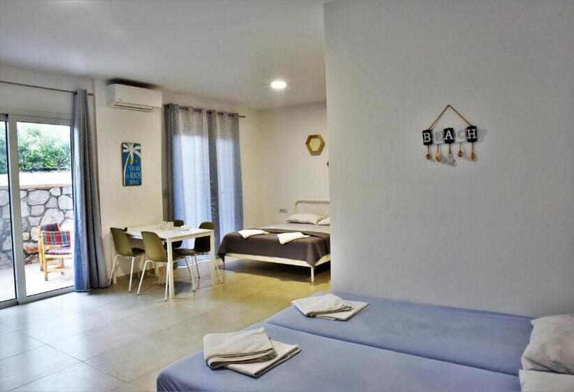 Telhinis Hotel & Apartments