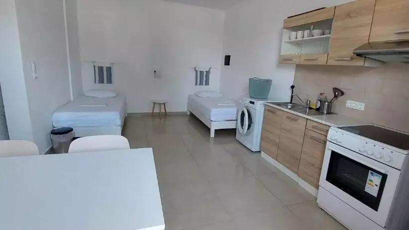 Telhinis Hotel & Apartments