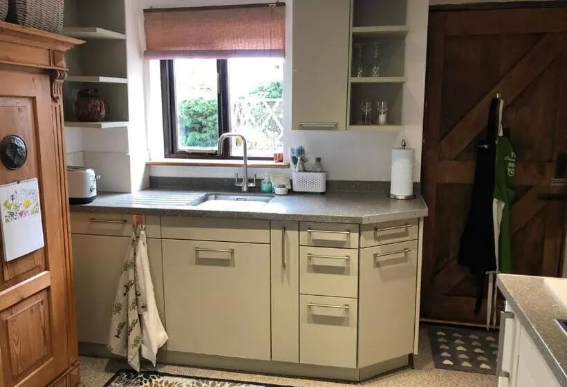 Hotelli Ye Olde Globe & Chequers