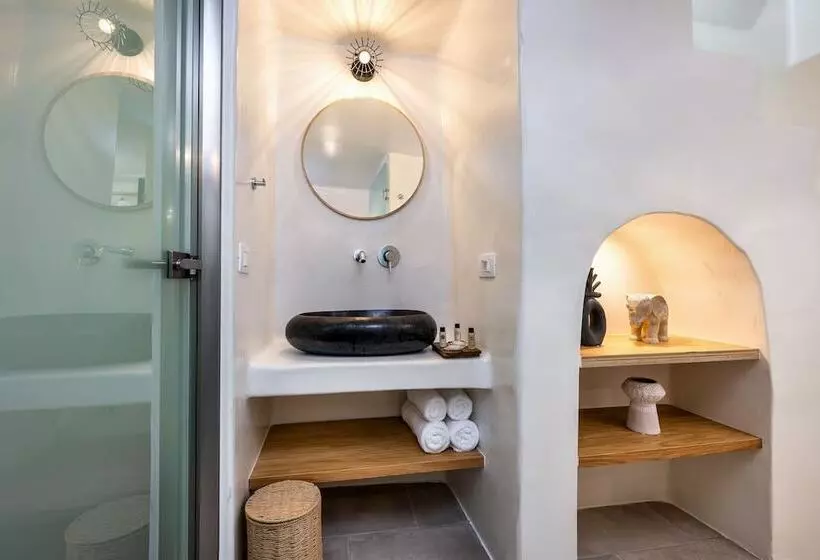 Hill Suites