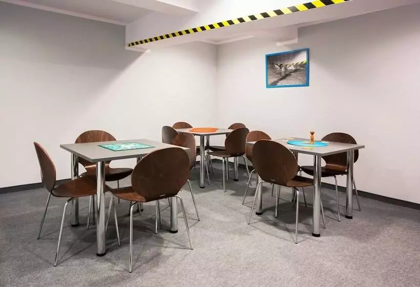 Hostel Rakieta