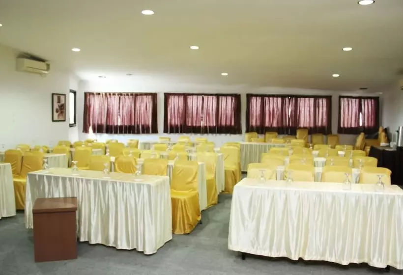 Al Badar Hotel Syariah Makassar