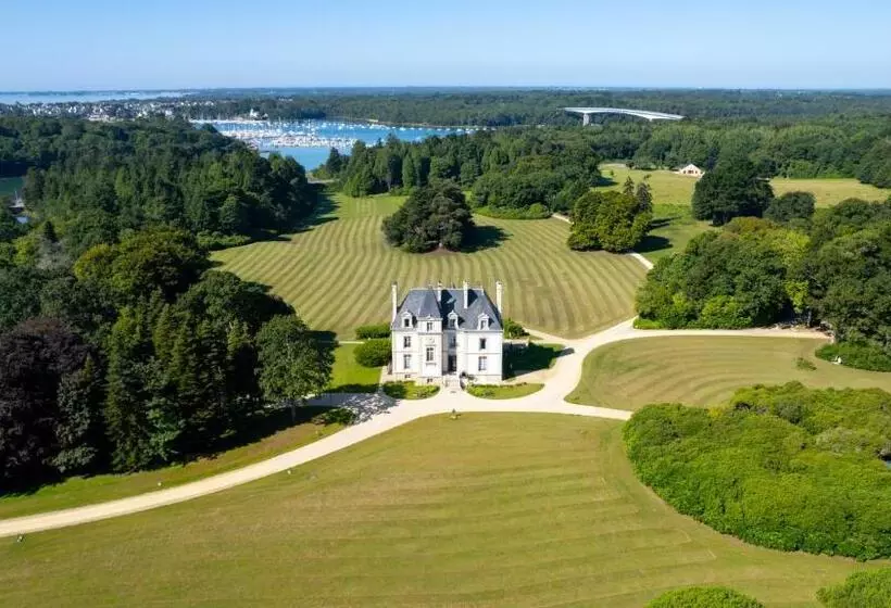 Hotelli Les Garennes   Hôtel Spa Bénodet