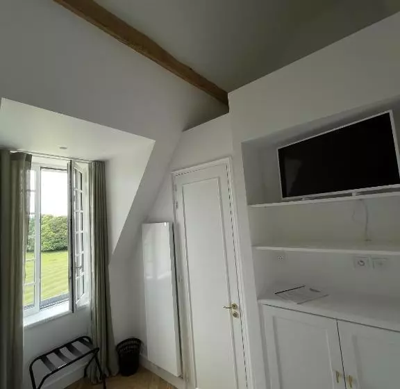 Hotelli Les Garennes   Hôtel Spa Bénodet