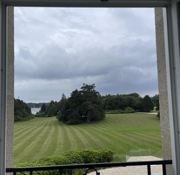 فندق Les Garennes   Hôtel Spa Bénodet