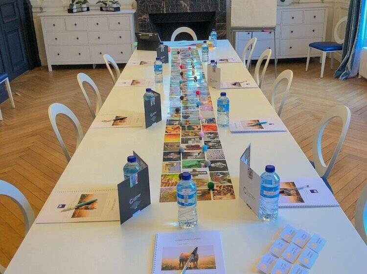 فندق Les Garennes   Hôtel Spa Bénodet