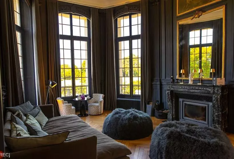 Hotelli Les Garennes   Hôtel Spa Bénodet