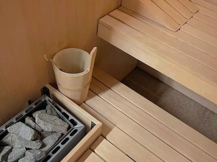 Hotelli Les Garennes   Hôtel Spa Bénodet