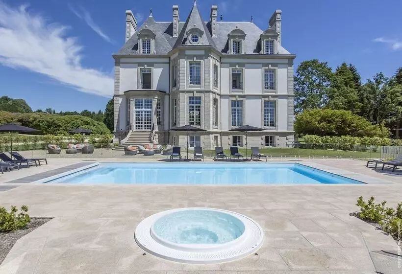 Hotelli Les Garennes   Hôtel Spa Bénodet