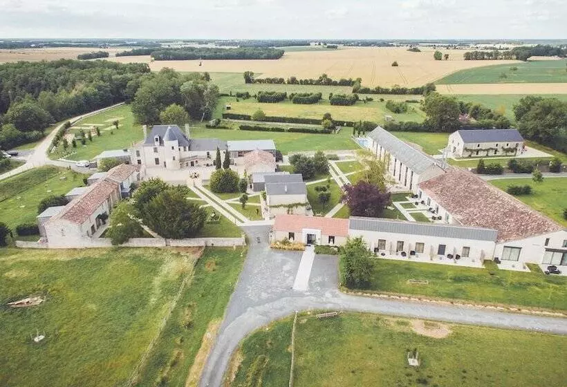 Hotelli Les Gîtes De L Ermitage