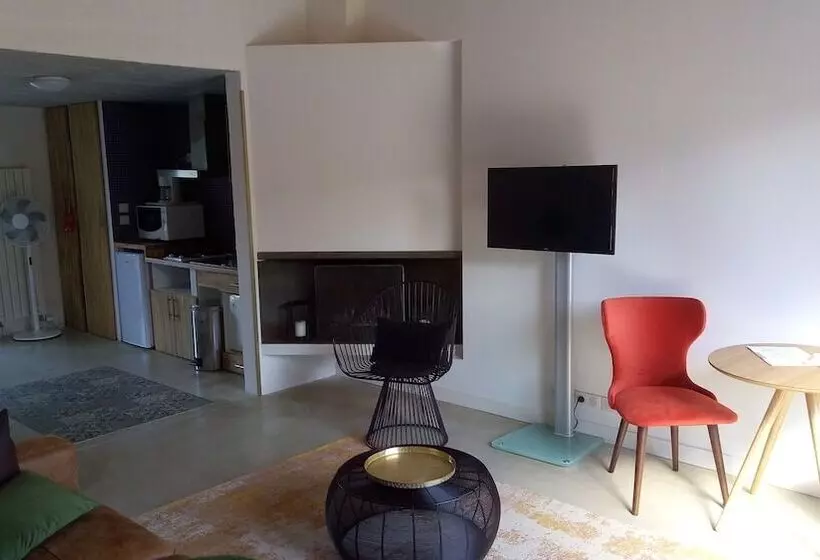 Hotelli Les Gîtes De L Ermitage