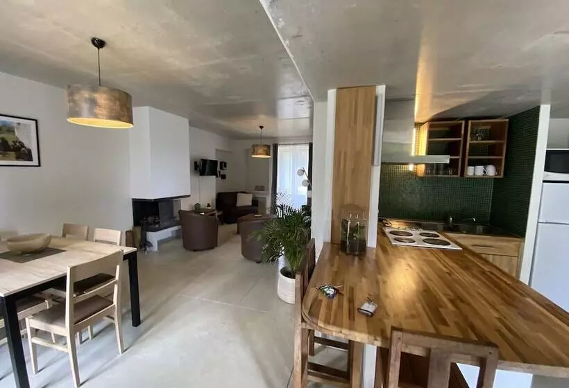 Hotelli Les Gîtes De L Ermitage