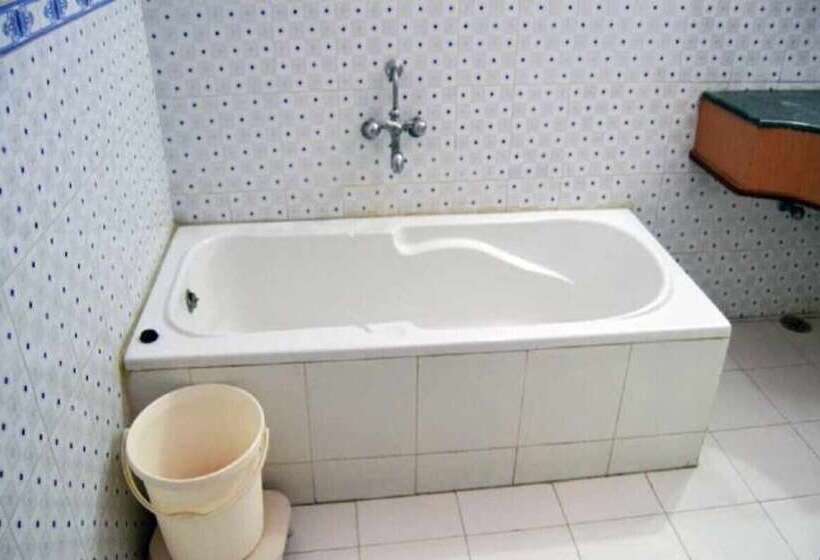 호텔 Rathore Lodge & Restaurant