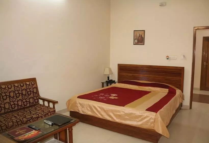 Hotelli Rathore Lodge & Restaurant