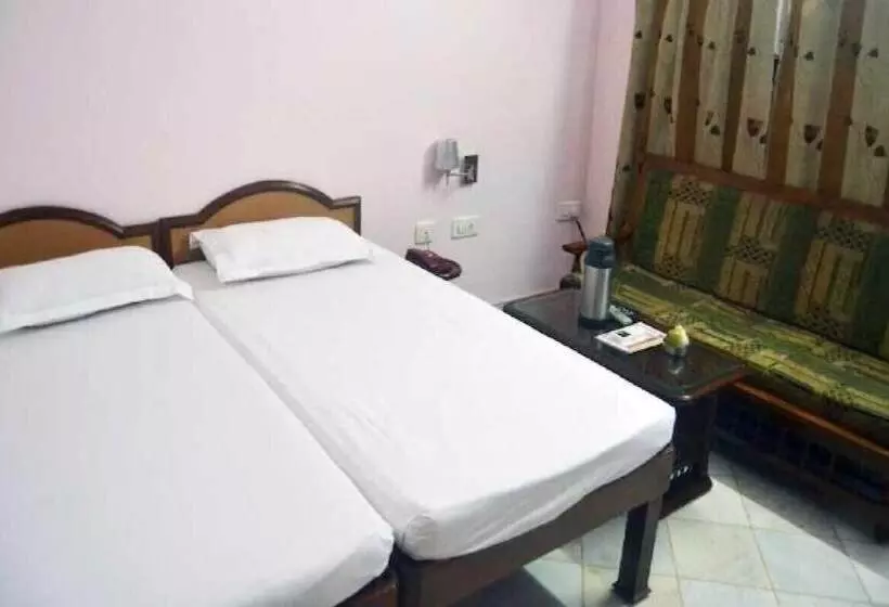 Hotelli Rathore Lodge & Restaurant