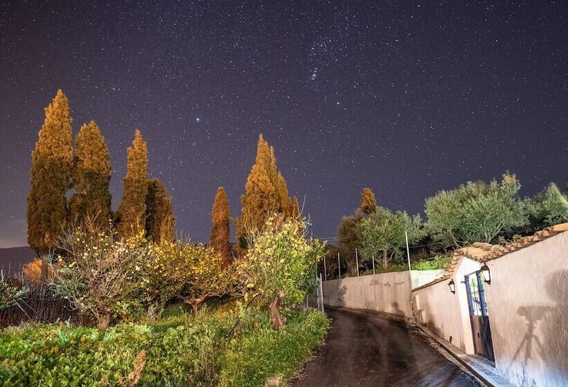 Lykoporia Beach Apartments