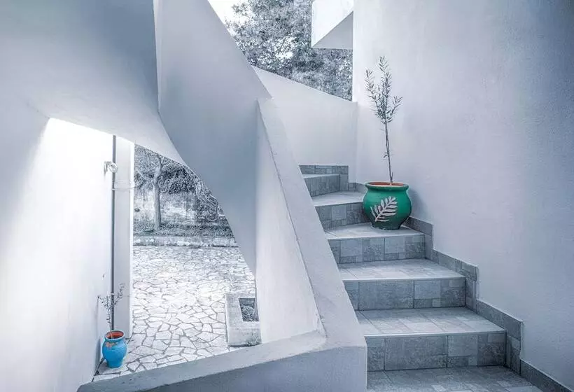 Lykoporia Beach Apartments