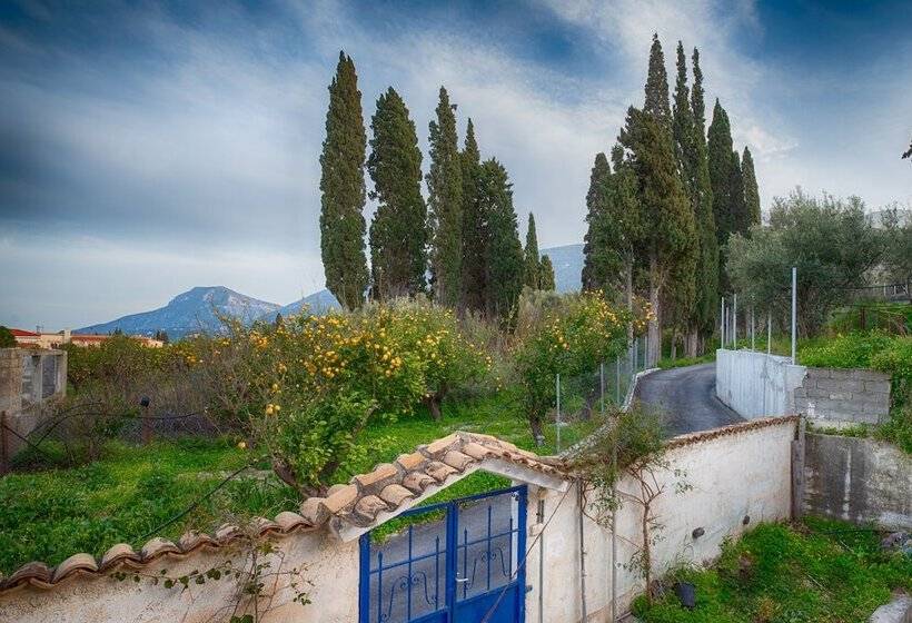 Lykoporia Beach Apartments