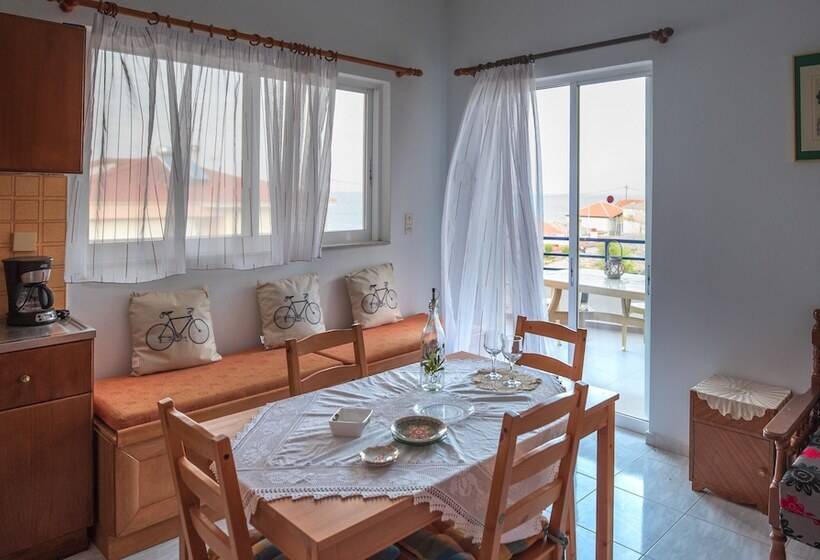 Lykoporia Beach Apartments